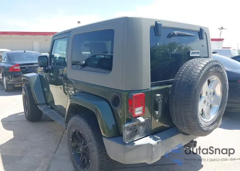 2008 Jeep Wrangler Sahara z USA, uszkodzony, nr VIN 1J4FA54108L594083